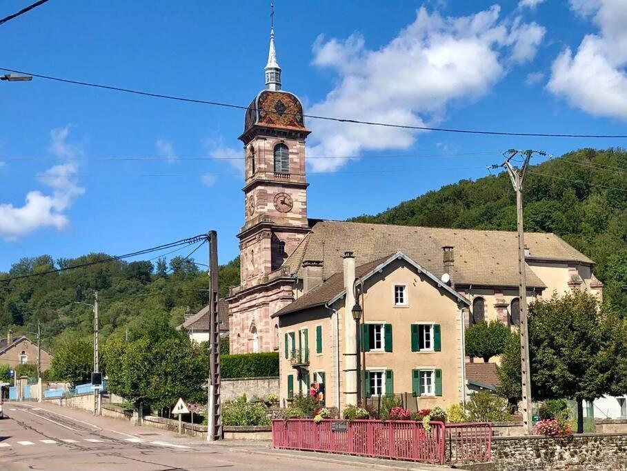 Maison Chaleureuse Au Coeur Du Village Raddon Kültér fotó