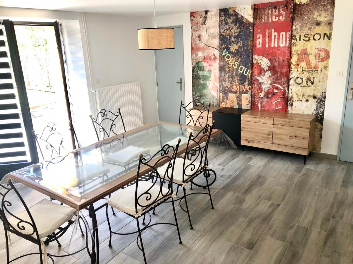 Maison Chaleureuse Au Coeur Du Village Raddon Kültér fotó